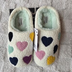 Cozy Heart Pattern Kids Slippers, Size 3/4